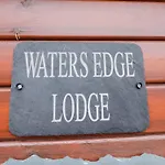Waters Edge Ferienhaus