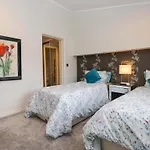 Waters Edge Уиндермир