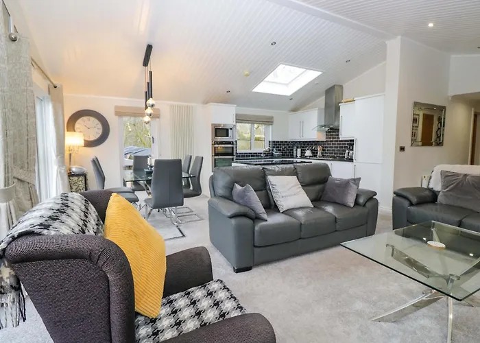 Waters Edge Holiday home