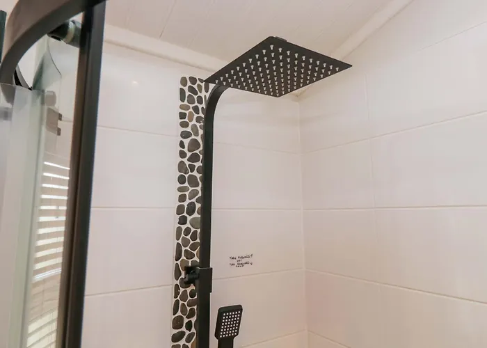 Holiday home Waters Edge *