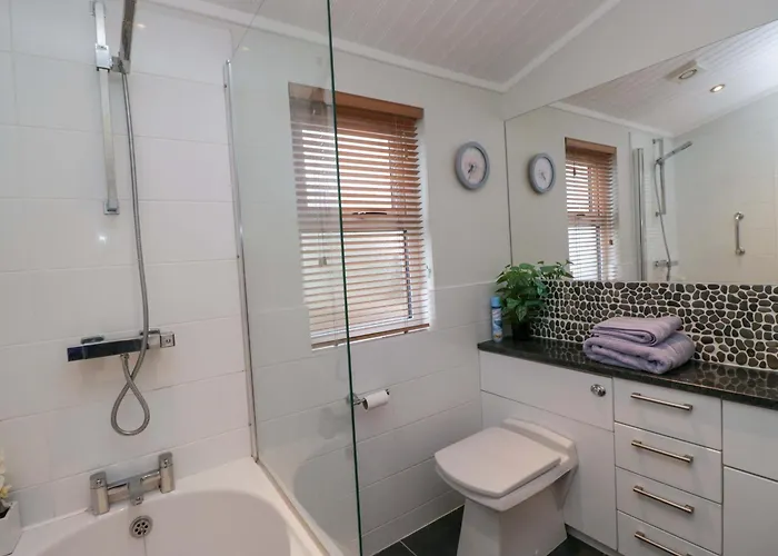 Waters Edge * Windermere